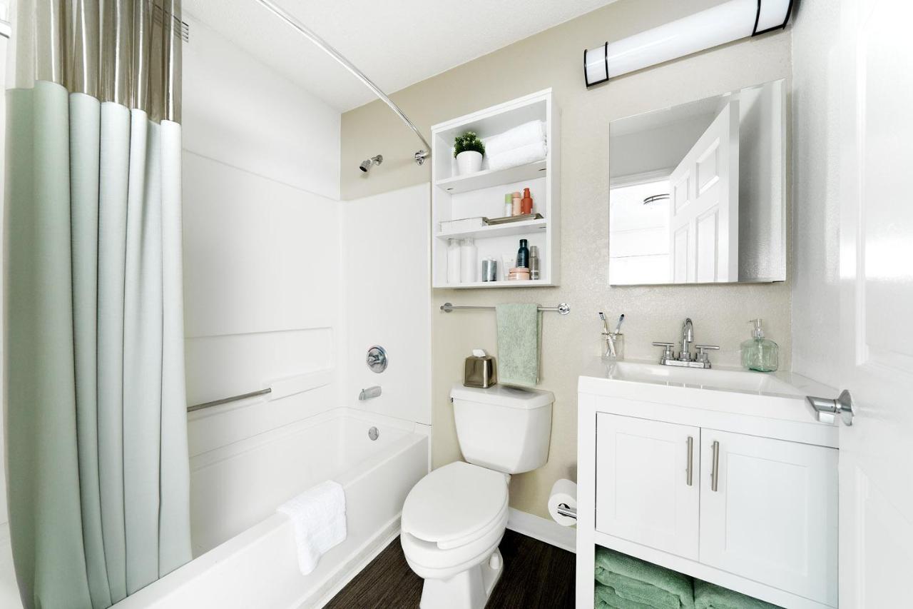 Intown Suites Extended Stay Chicago Il - Oakbrook Villa Park Eksteriør bilde