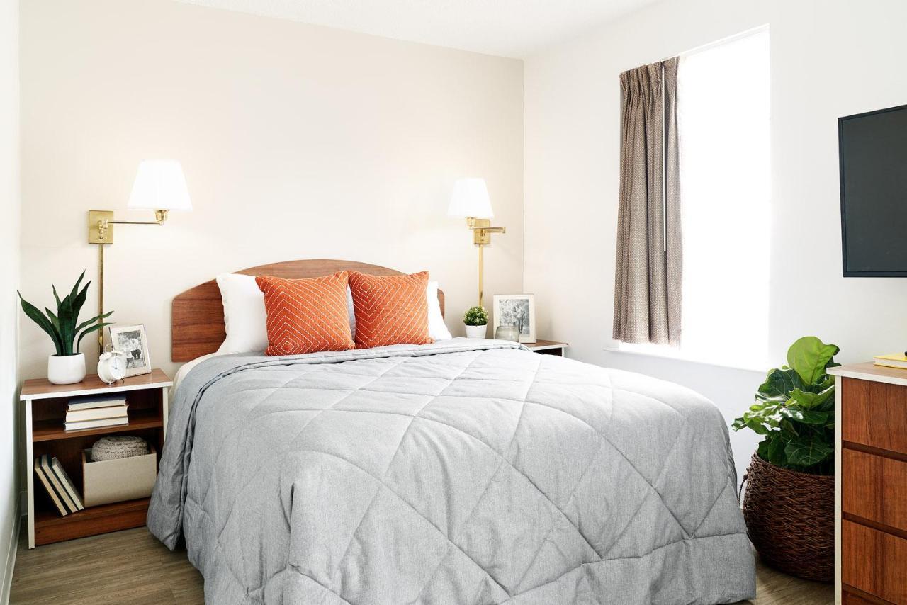 Intown Suites Extended Stay Chicago Il - Oakbrook Villa Park Eksteriør bilde